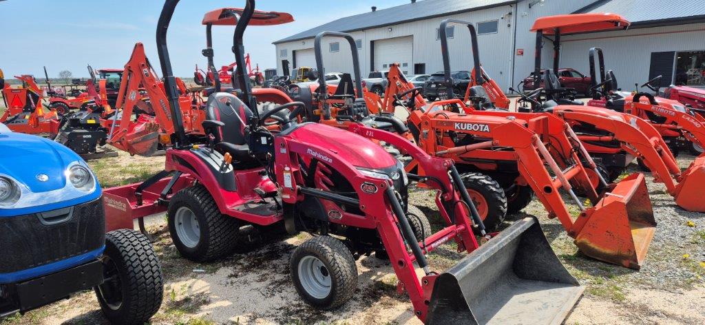 Used Machinery | MahindraEmax 20s