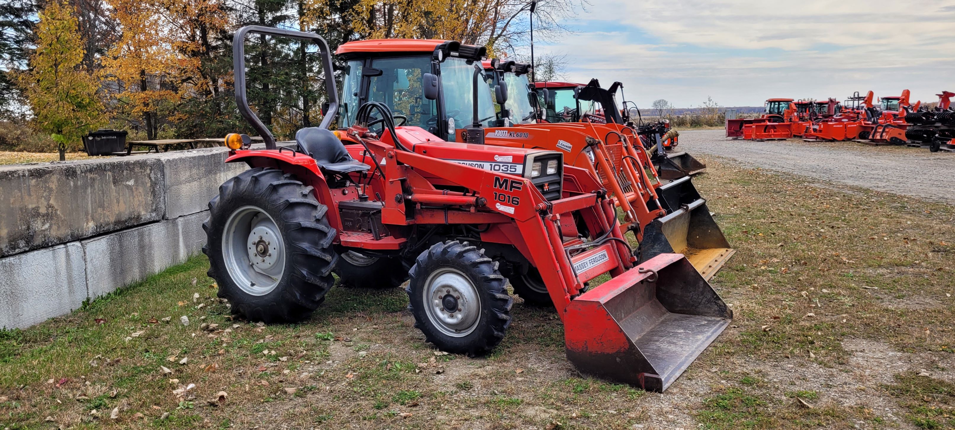 Machineries usagées | MASSEY FERGUSON1035